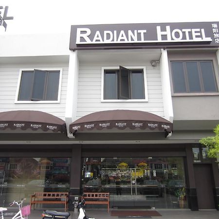 Radiant Hotel Ситиаван Екстериор снимка