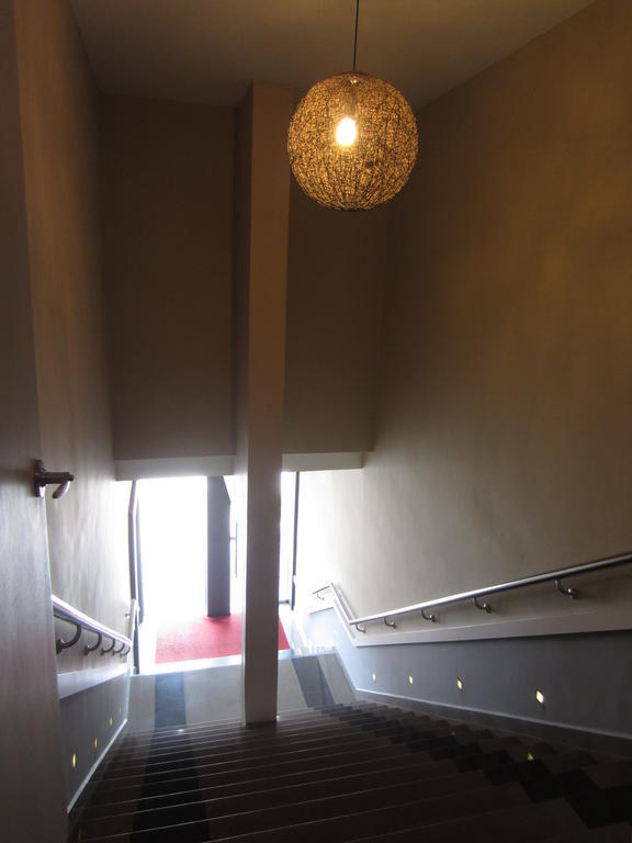 Radiant Hotel Ситиаван Екстериор снимка