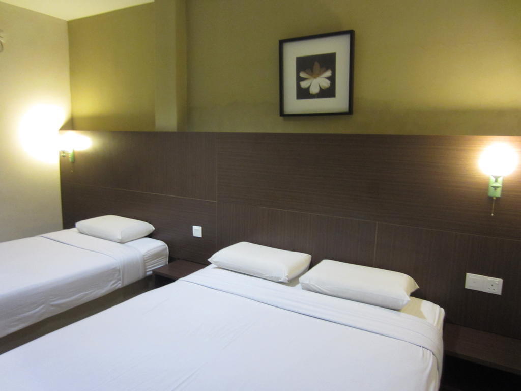 Radiant Hotel Ситиаван Стая снимка